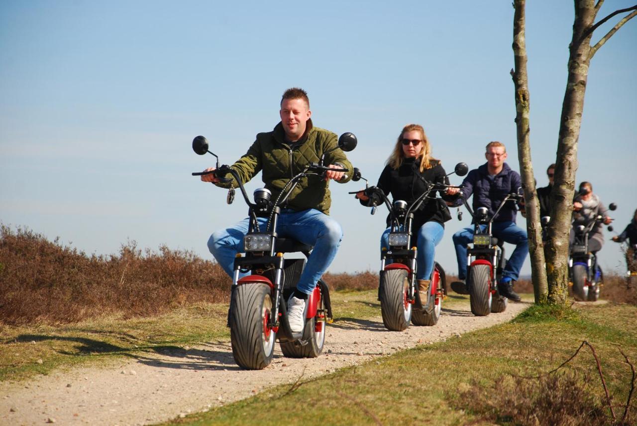 Chalet Op De Veluwe # Linde Putten Esterno foto