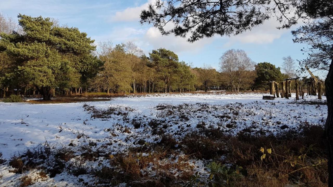 Chalet Op De Veluwe # Linde Putten Esterno foto