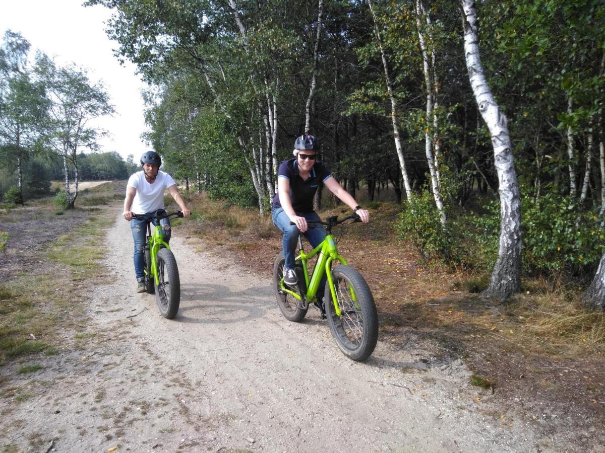 Chalet Op De Veluwe # Linde Putten Esterno foto