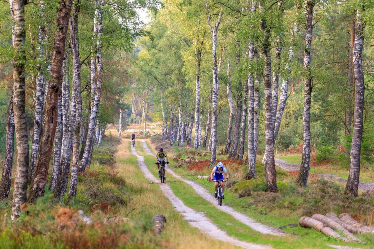 Chalet Op De Veluwe # Linde Putten Esterno foto