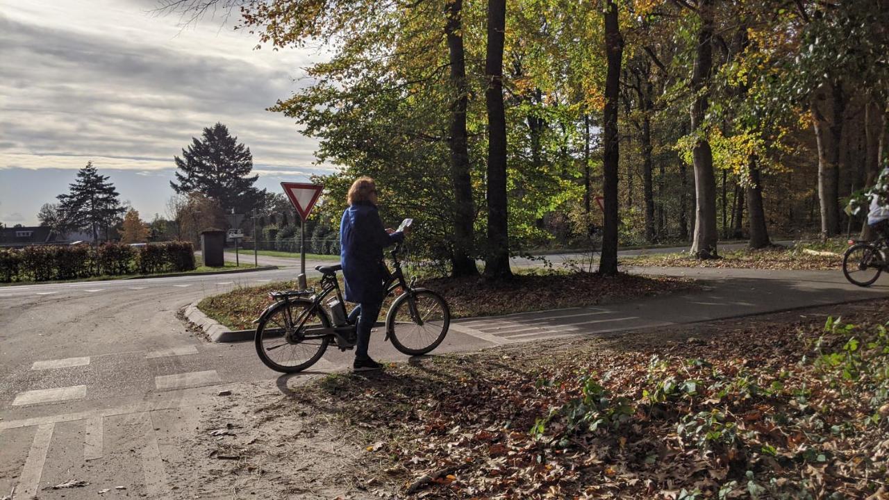 Chalet Op De Veluwe # Linde Putten Esterno foto